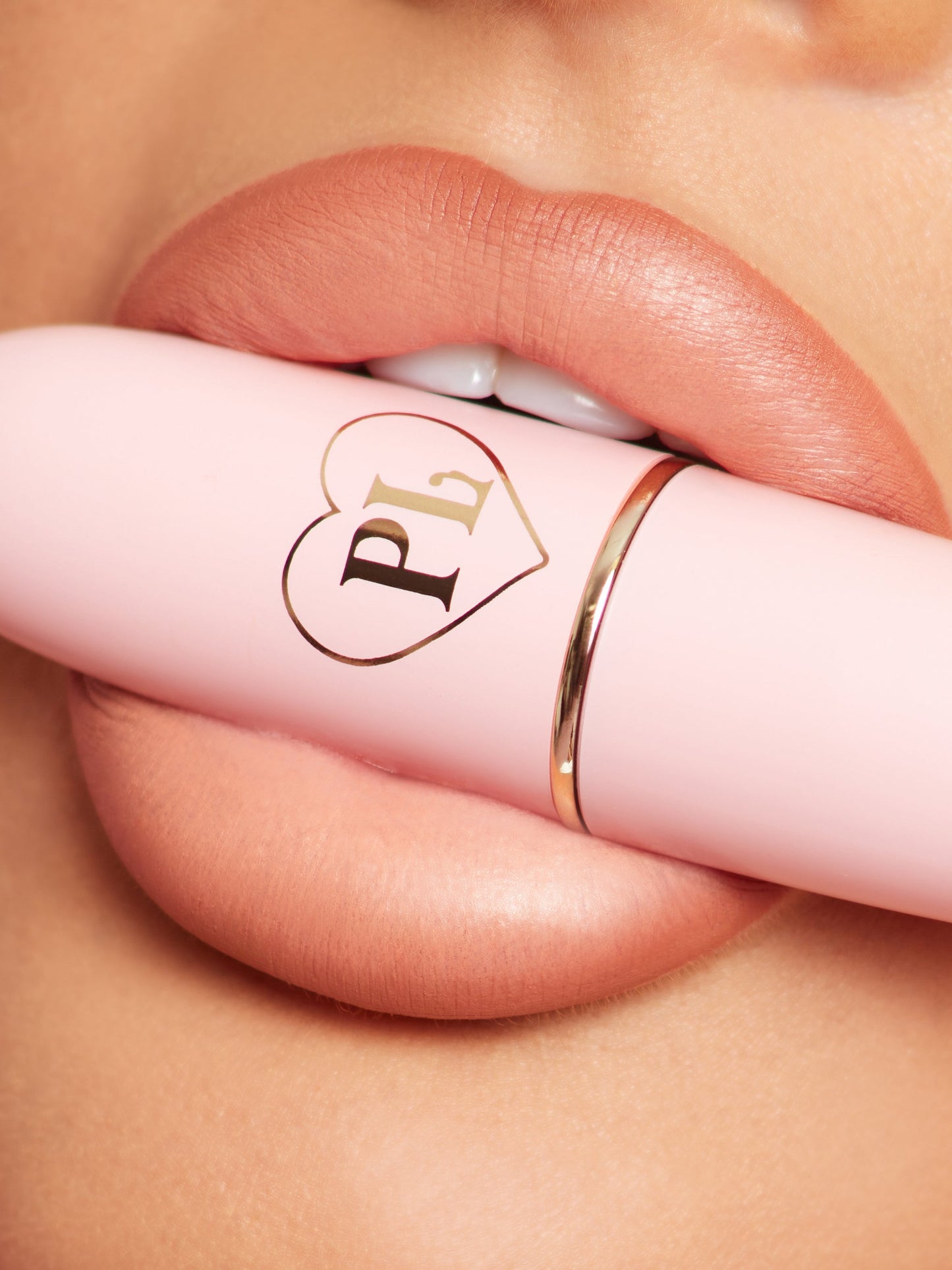 Kiss and Makeup Lipstick & Lip Liner Kit